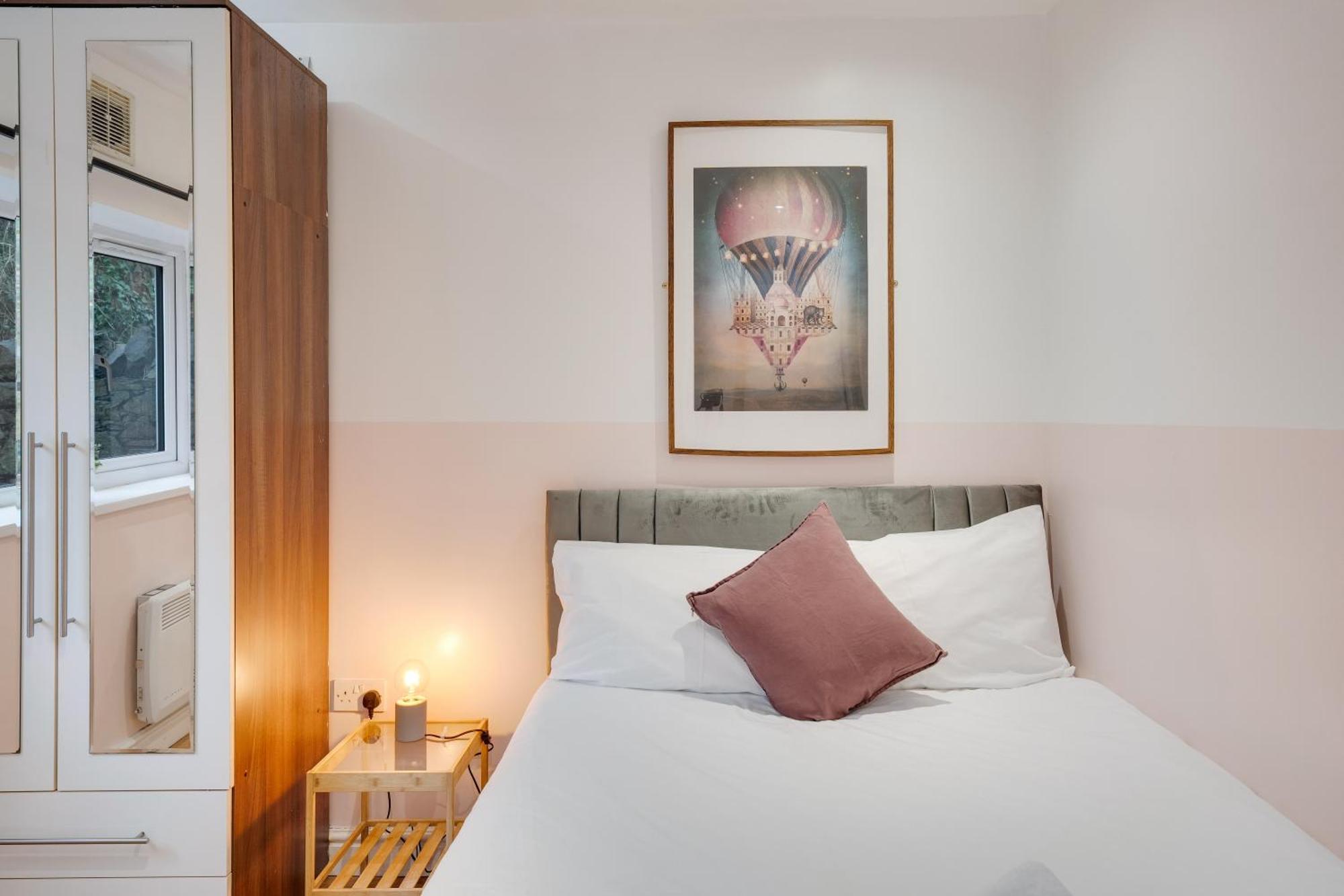 2 Bedroom Apartment For Up To 6 Nr Centre Cardiff Exteriör bild